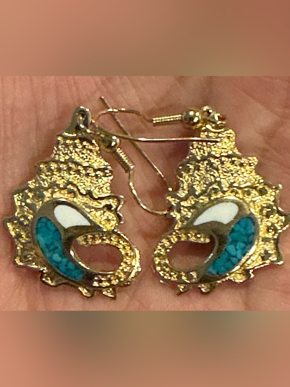 Vintage 1990 Castings On Parade (COP 90) Conch Shell Dangle Earrings